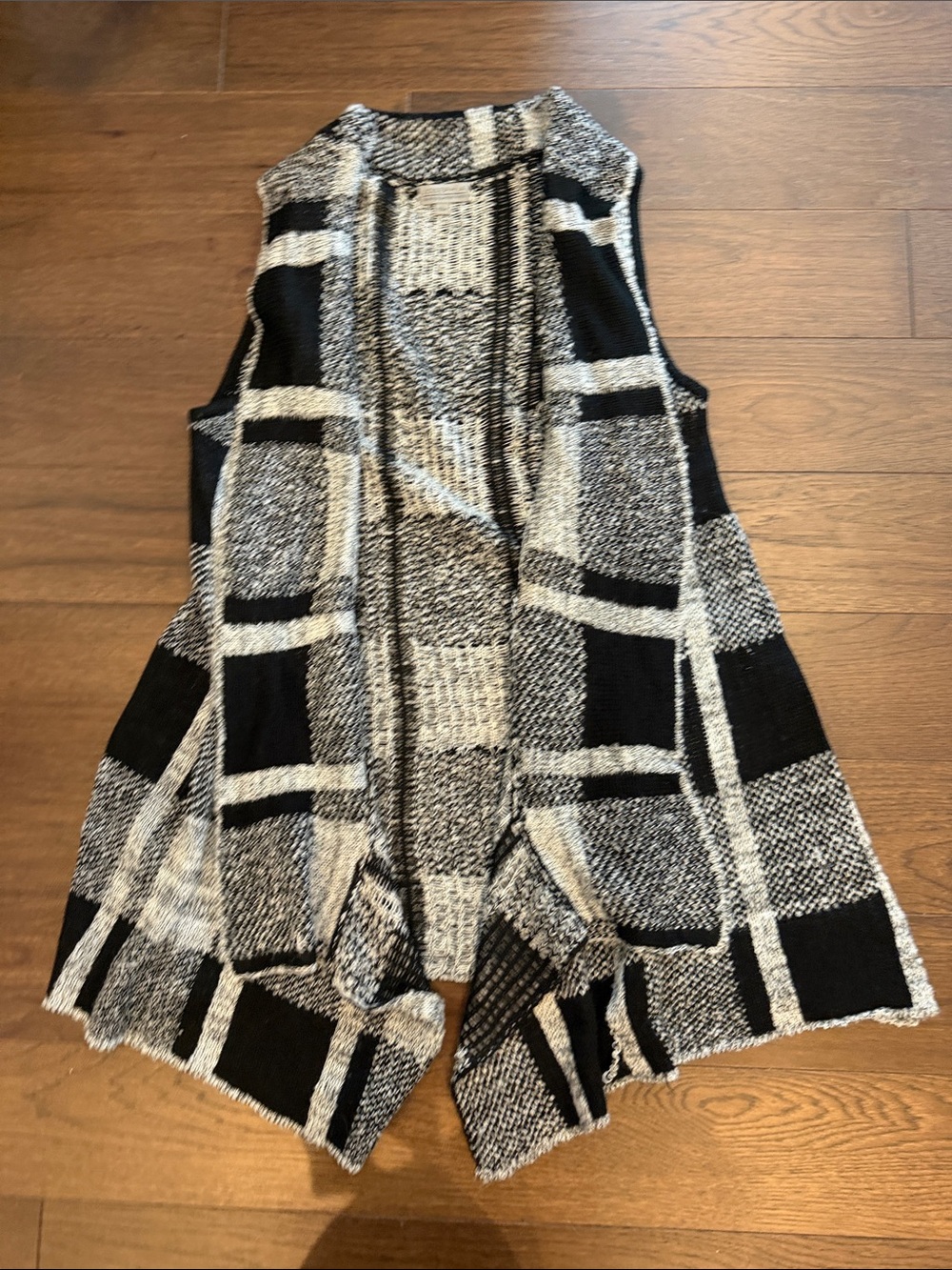Joseph A Plaid Open Vest Cardigan Size Large - C8-112